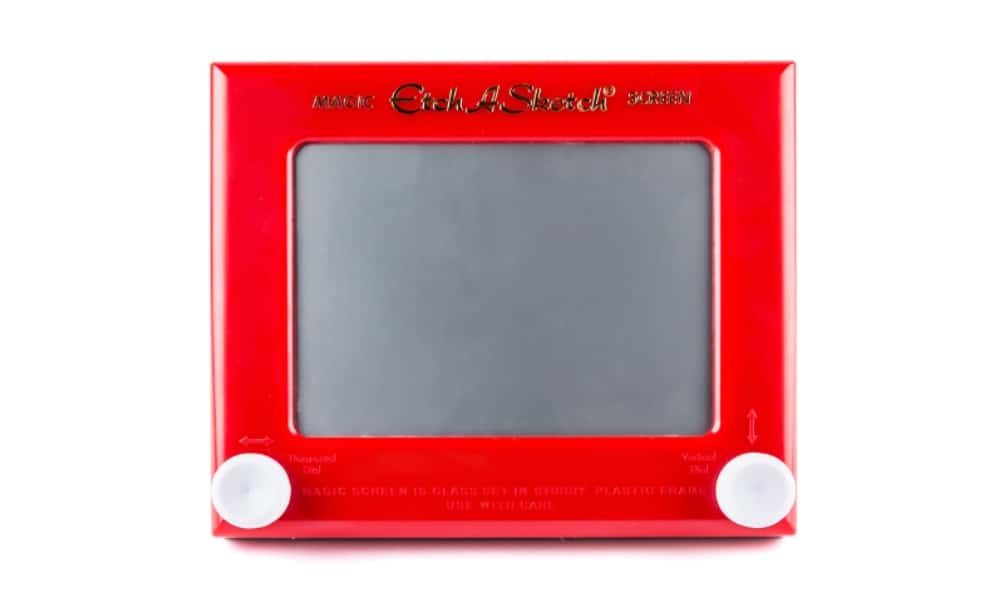 Best Toys from the 90s - Etch A Sketch